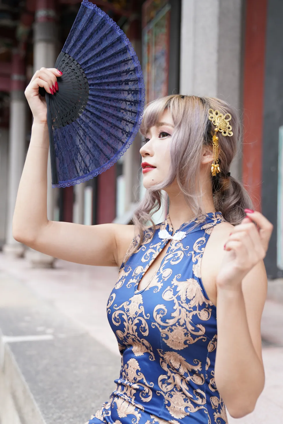 [Mzsock] NO.149 Xue Kaiyun blue flower short cheongsam with high heels and beautiful legs street photography#[105P]-41