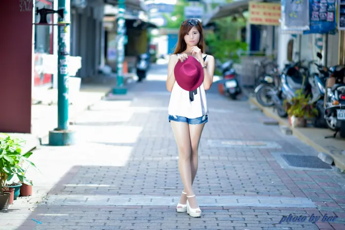 [Mzsock] NO.061 Fang Weizhen denim shorts stockings high heels beautiful legs outdoor shot street photography#[73P]-40